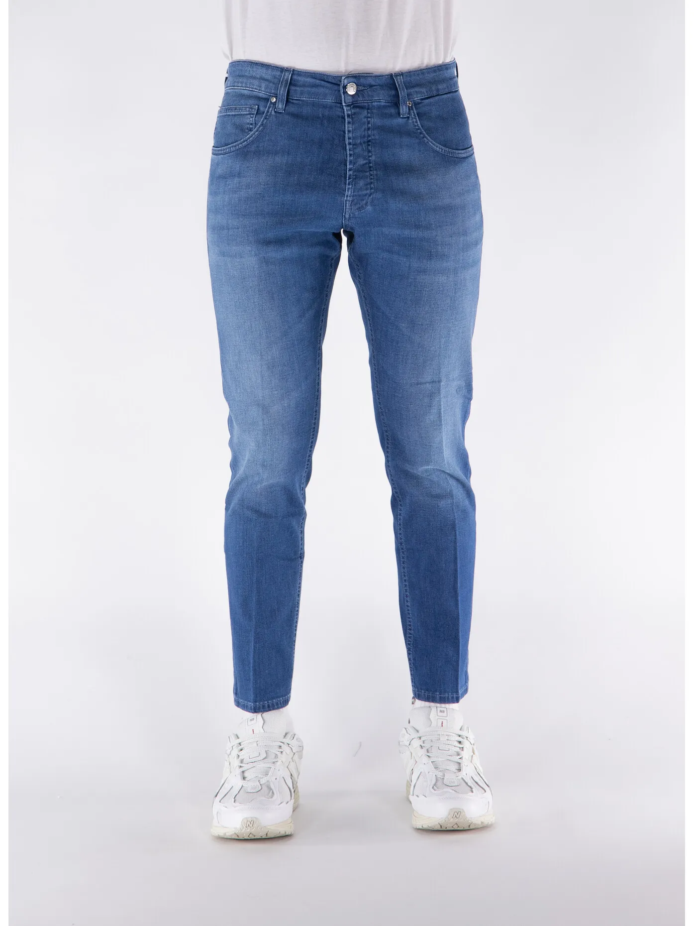     -DON THE FULLER    -JEANS YAREN-