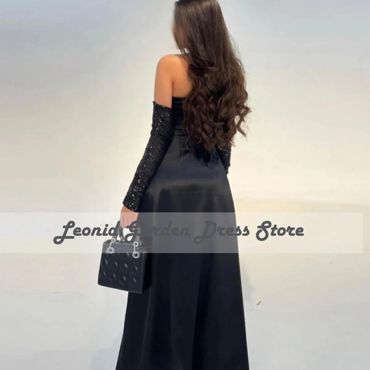 Abiti da ballo neri 2022 Abito da sera lunghezza tè Halter senza maniche Elegante semplice per le donne Abiti da festa per invit