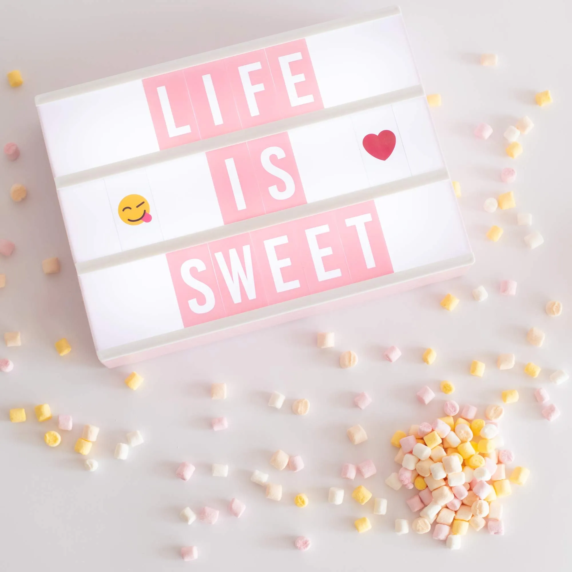 BONNYCO Light Box Rosa con 400 Lettere ed Emoji, 2 Pennarelli Lavagna Luminosa con Lettere Luminose Idee Regalo per Compleanno e