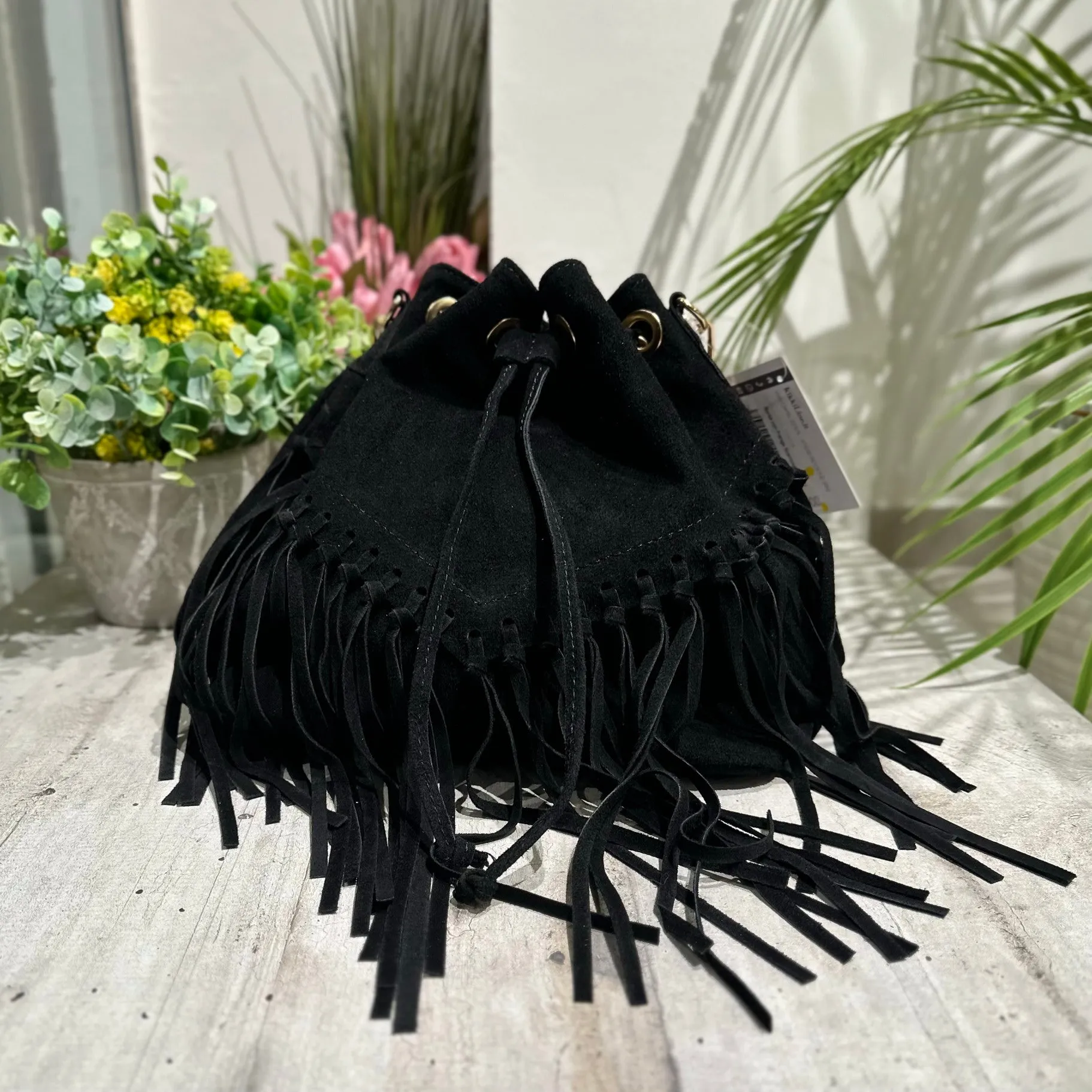 Borsa a Secchiello con Frange Nera in Pelle Scamosciata KIKKIBAGS EVA
