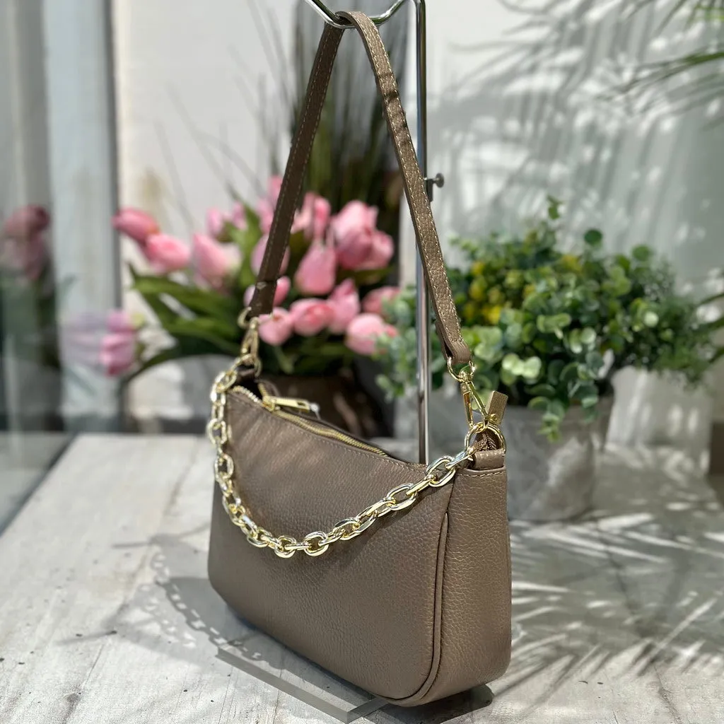 Borsa in Pelle Classica Taupe con Catena a Spalla