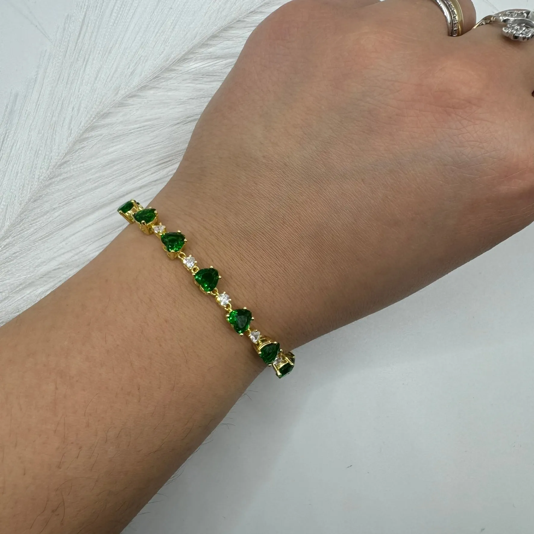 Bracciale tennis cuori con zirconi argento gold