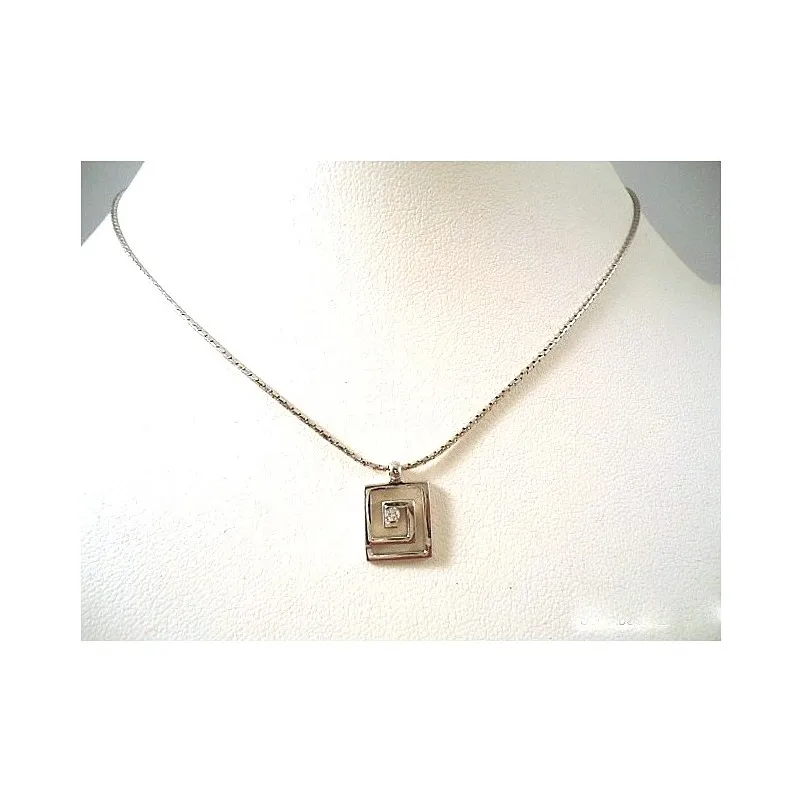 COLLANA CON CIONDOLO IN ORO BIANCO 18 KT CON DIAMANTE