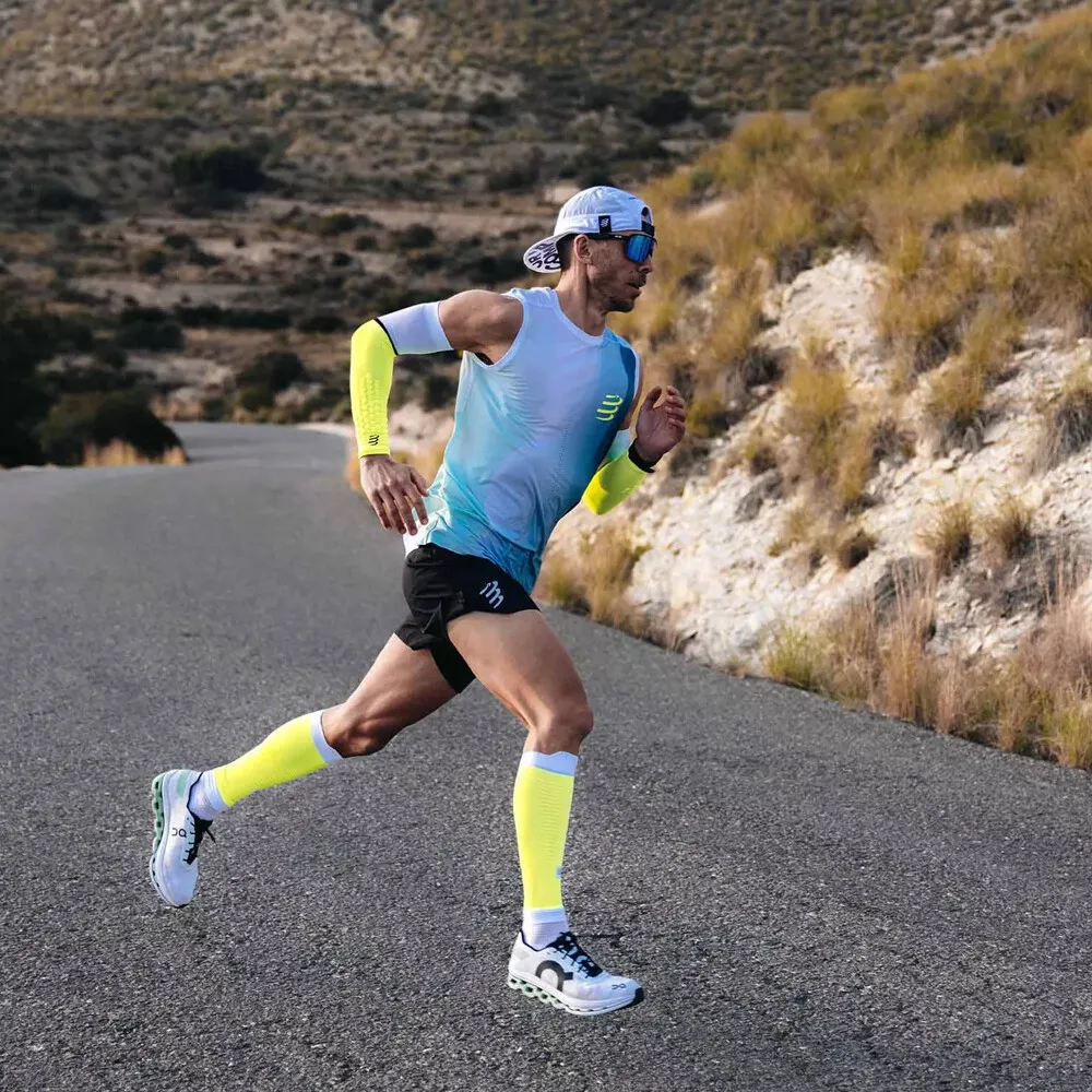 Compressport R2 3.0 Calf Sleeves - AW24