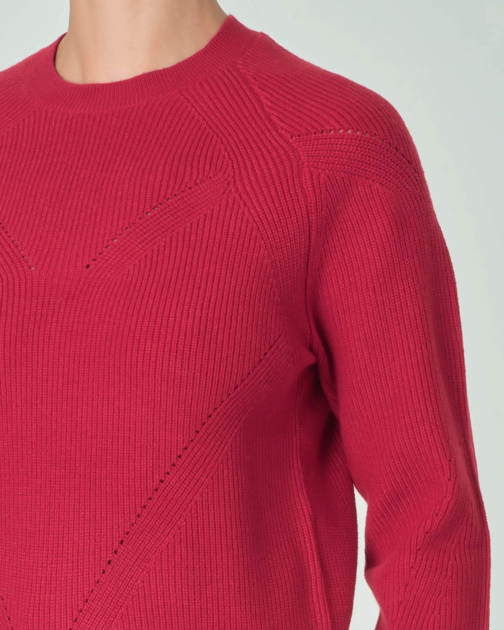 Maglia cropped color burro a lavorazione punto pannocchia con maniche raglan