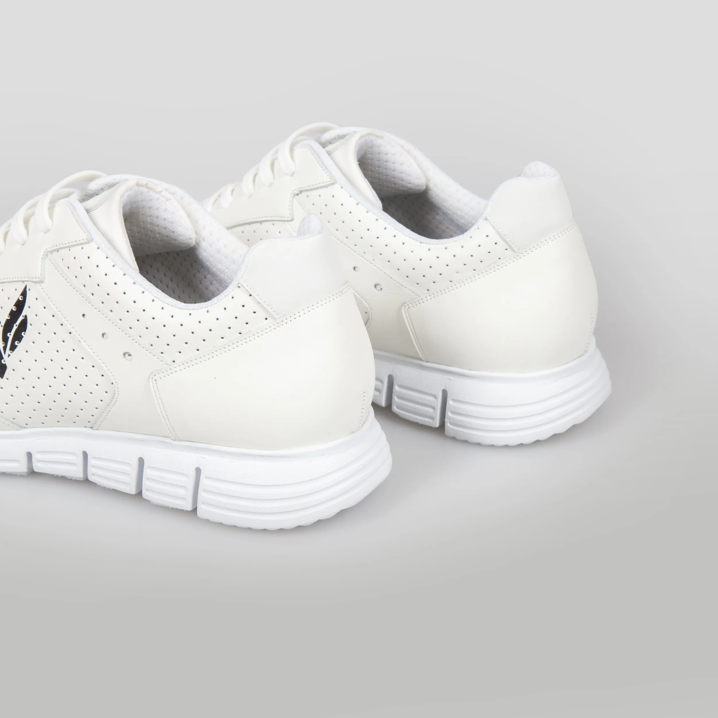 Runner in pelle bianca