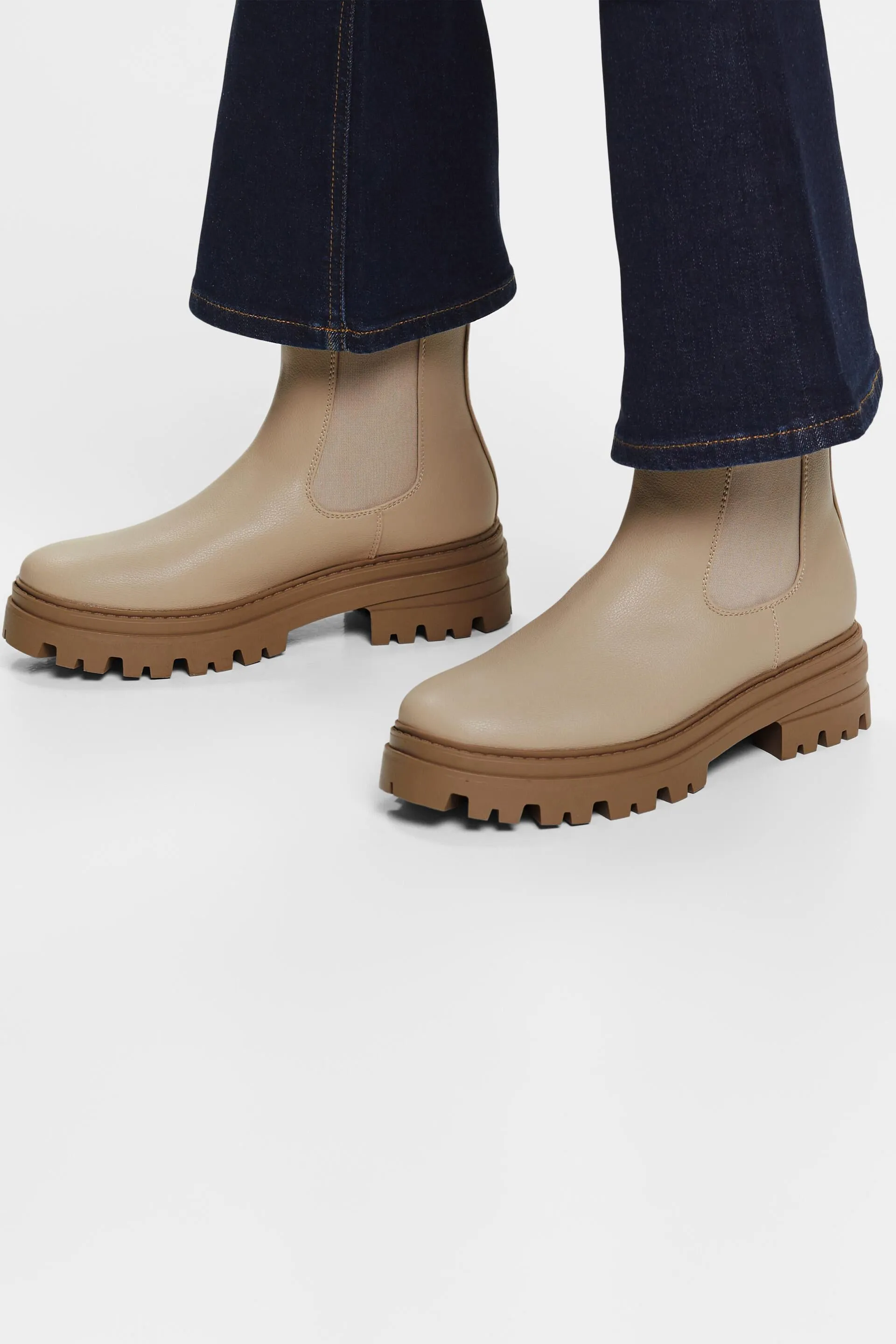 Stivali chunky in similpelle